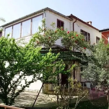 Angela Apartment